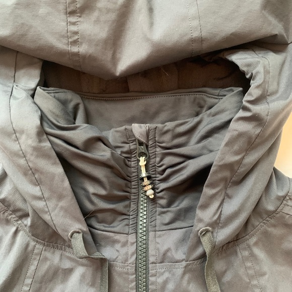 Lululemon Jacket - Picture 4 of 5